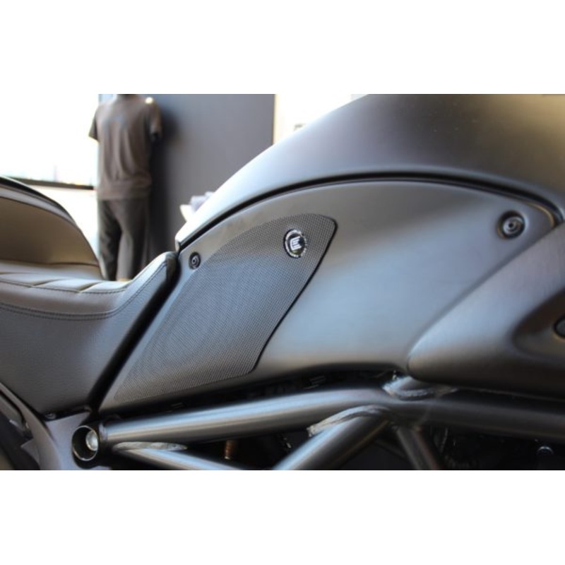 Eazy grip Ducati Diavel 1200 2011-18 TANK GRIP