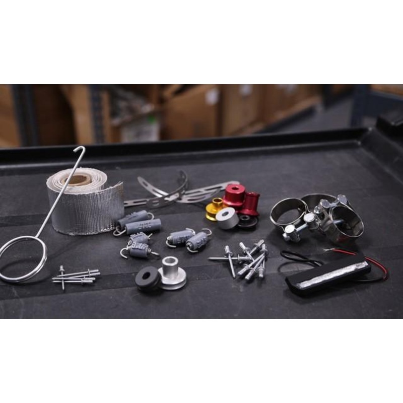 ZX6R 07-08 FENDER BRACKET RIGHT