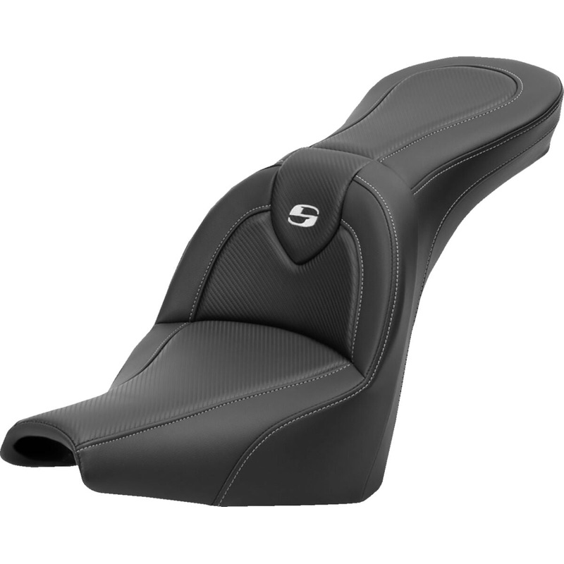 Roadsofa CF Seat – 18+ Softail (Street Bob FXBB/S, Standard FXST)